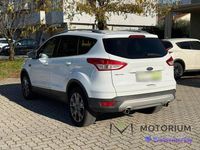 Usado Ford Kuga Titanium 120 CV (88 kW) 2015 Blanco SUV