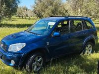 Usata Toyota RAV4 116 CV (85 kW) 2004 Blu SUV
