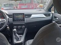 Begagnad Renault Captur Equilibre 101 HK (74 kW) 2023 Blå SUV