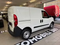 Usata Fiat Doblò Business 105 CV (77 kW) 2022 Bianco Monovolume