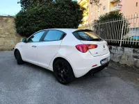 Usata Alfa Romeo Giulietta Progression 120 CV (88 kW) 2015 Bianco Utilitaria