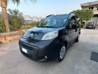 Usata Citroën Nemo 75 CV (55 kW) 2011 Grigio Monovolume