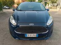 Usata Ford Fiesta Titanium 97 CV (71 kW) 2014 Blu Utilitaria