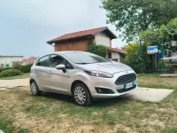 Usata Ford Fiesta 80 CV (58 kW) 2015 Grigio Utilitaria