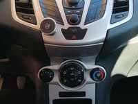 Usata Ford Fiesta Titanium 2012 Grigio Utilitaria