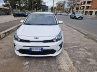 Usata Kia Rio Style 82 CV (60 kW) 2021 Bianco Berlina
