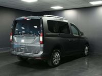 Usata Ford Tourneo Connect Titanium 122 CV (89 kW) 2023 Grigio Monovolume