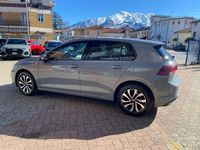 Usata VW Golf VIII Active 110 CV (80 kW) 2022 Grigio Berlina