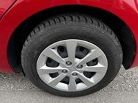 Usata Kia Rio Active 86 CV (63 kW) 2016 Rosso pastello Utilitaria