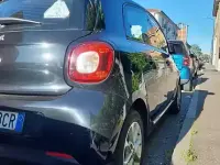 Usata Smart ForFour 71 CV (52 kW) 2019 Nero Utilitaria