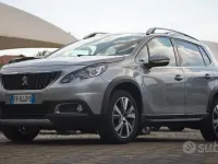 Usata Peugeot 2008 Allure 99 CV (72 kW) 2018 Grigio SUV
