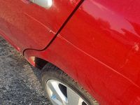 Usata Nissan Micra 80 CV (58 kW) 2010 Rosso Utilitaria