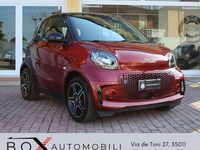 Begagnad Smart ForTwo Coupé Pulse 41 kW (56 HK) 2022 Röd Halvkombi