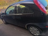 Usata Opel Corsa 58 CV (42 kW) 2001 Nero Utilitaria