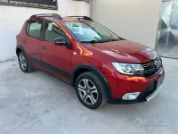 Usata Dacia Sandero Stepway 95 CV (69 kW) 2020 Rosso Berlina