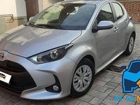 Usata Toyota Yaris Active 116 CV (85 kW) 2023 Grigio Utilitaria