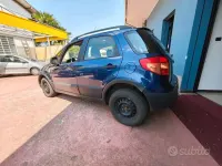 Usata Fiat Sedici 120 CV (88 kW) 2008 Bluazzurro SUV