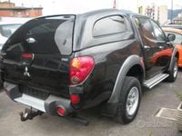 Usata Mitsubishi L200 Intense 136 CV (100 kW) 2011 Nero Pick-up