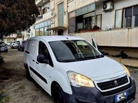 Usata Peugeot TePee Active 120 CV (88 kW) 2017 Station wagon