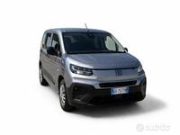 Usata Fiat Doblò 131 CV (96 kW) 2024 Grigio Monovolume