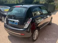 Usata Lancia Ypsilon 75 CV (55 kW) 2011 Nero Utilitaria