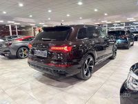 Usata Audi Q7 Exclusive 286 CV (210 kW) 2023 Marrone mogano SUV