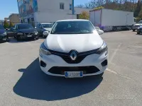 Używany Renault Clio V Intens 91 KM (66 kW) 2022 Sedan/Limuzyna