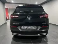 Usata Opel Grandland X Innovation 120 CV (88 kW) 2018 Nero SUV