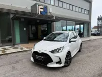 Usata Toyota Yaris Active 72 CV (52 kW) 2023 Bianco Utilitaria