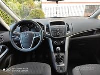 Usata Opel Zafira 150 CV (110 kW) 2013 Bianco Monovolume