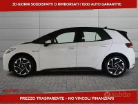 Usata VW ID.3 Pro Performance 69 kW (95 CV) 2023 Bianco Utilitaria