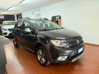 Usata Dacia Sandero Comfort 95 CV (69 kW) 2019 Nero Berlina