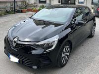 Usata Renault Clio V Equilibre 101 CV (74 kW) 2023 Nero Berlina