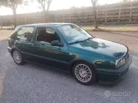 Usata VW Golf III GT 101 CV (74 kW) 1995 Verde Berlina