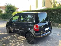 Usata Renault Modus 75 CV (55 kW) 2006 Nero Monovolume