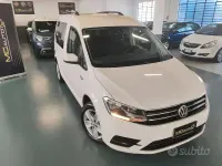 Usata VW Caddy Trendline 102 CV (75 kW) 2016 Bianco Monovolume