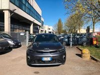 Usata Kia Stonic Style 99 CV (72 kW) 2020 Grigio SUV