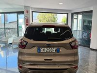 Usata Ford Kuga S 180 CV (132 kW) 2018 Giallo SUV