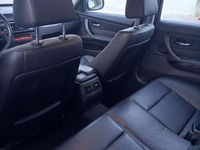 Usata BMW 318 143 CV (105 kW) 2011 Argento Station wagon