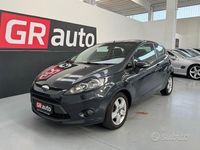 Usata Ford Fiesta Titanium 70 CV (51 kW) 2010 Other Utilitaria