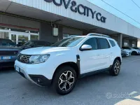 Usata Dacia Duster 109 CV (80 kW) 2018 Bianco SUV