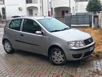 Usata Fiat Punto 85 CV (62 kW) 2004 Grigio Berlina