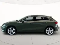 Usata Audi A3 Advanced Plus 116 CV (85 kW) 2025 Verde distretto metallizzato Berlina
