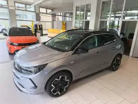 Usata Opel Grandland X Ultimate 131 CV (96 kW) 2024 Argento SUV