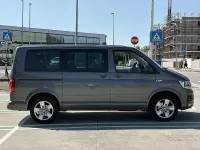 Usata VW Caravelle Comfortline 150 CV (110 kW) 2018 Grigio Furgone
