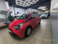 Brugt Toyota Aygo Connect Style 72 HK (52 kW) 2021 Rød Hatchback