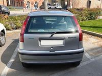 Usata Fiat Punto 73 CV (53 kW) 1995 Argento Berlina