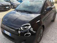 Usata Fiat 500e 86 kW (118 CV) 2024 Nero Berlina