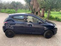 Usata Lancia Ypsilon 69 CV (50 kW) 2020 Blu/azzurro Utilitaria