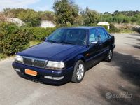 Usata Lancia Thema 152 CV (111 kW) 1993 Blu Berlina